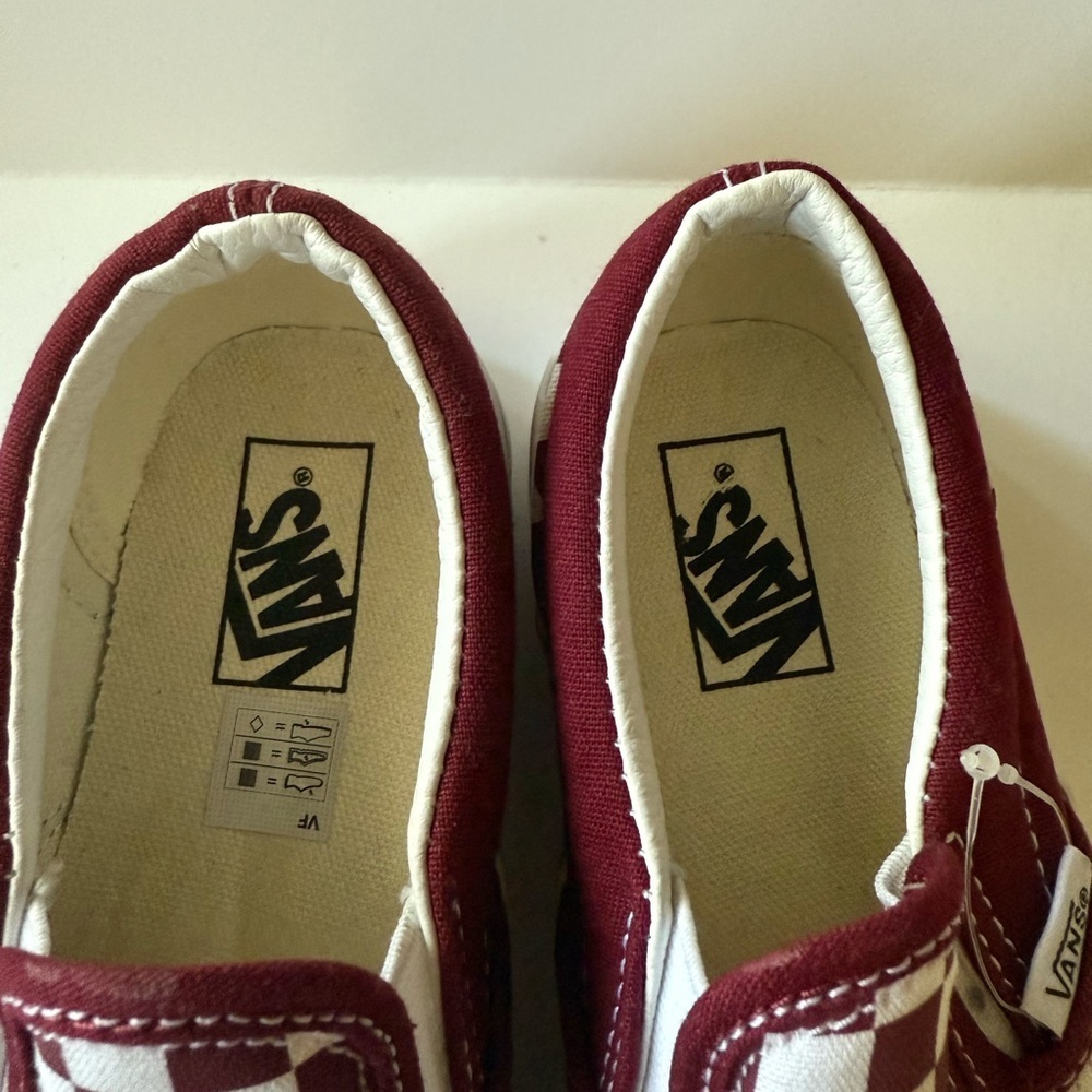 Vans classic checkboard slip ons nwot kids 1 - Picture 2 of 4